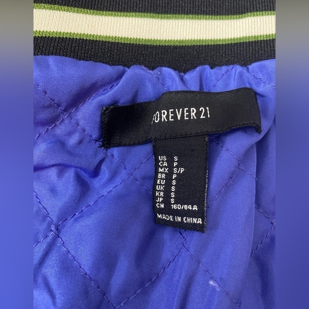 Forever 21 Bomber Jacket Embroidered “New York is always a good idea” size Small - Picture 8 of 13